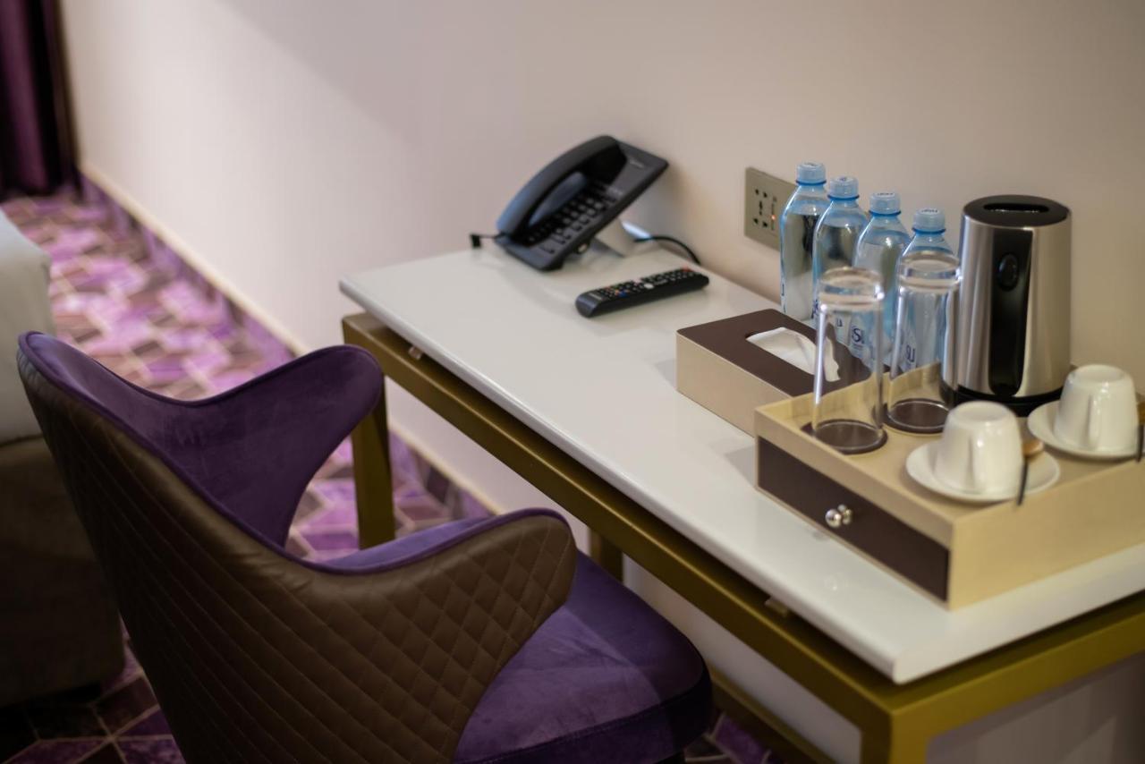Orient Hotel בישקק מראה חיצוני תמונה