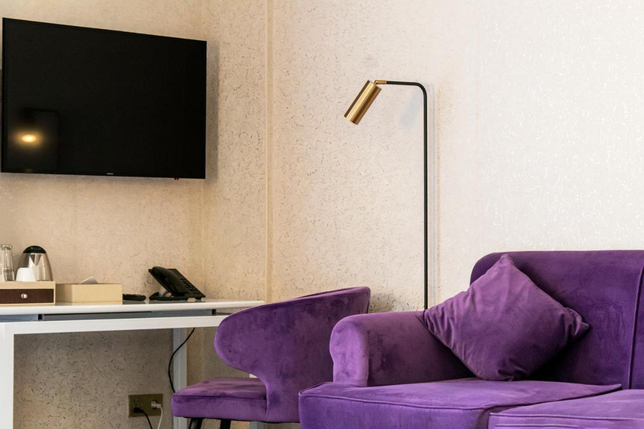Orient Hotel בישקק מראה חיצוני תמונה