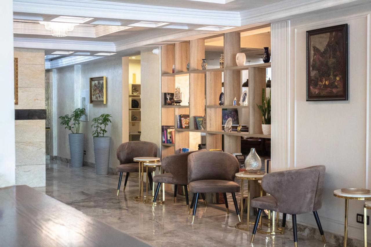 Orient Hotel בישקק מראה חיצוני תמונה