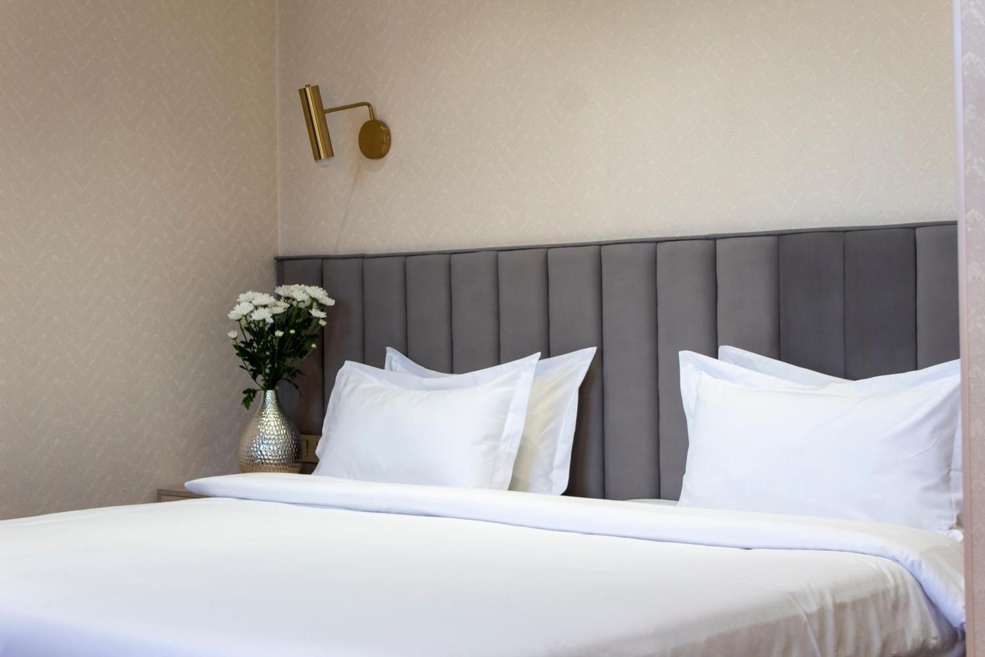 Orient Hotel בישקק מראה חיצוני תמונה